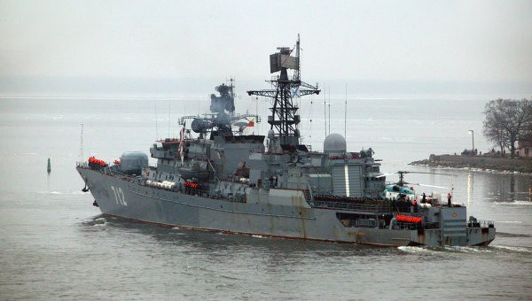Một chiến hạm của Nga tham gia diễn tập bắn đạn thật (ảnh minh hoạ RIA)